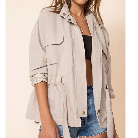 Light zip up jacket (REVOLVE) - Picture 1 of 4